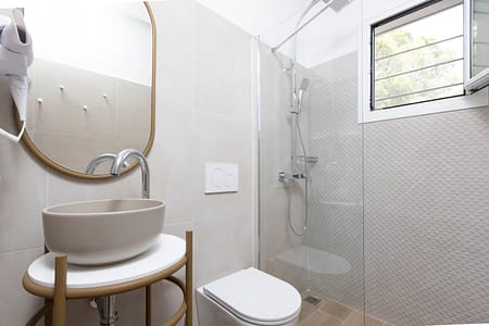 BATH RM _3